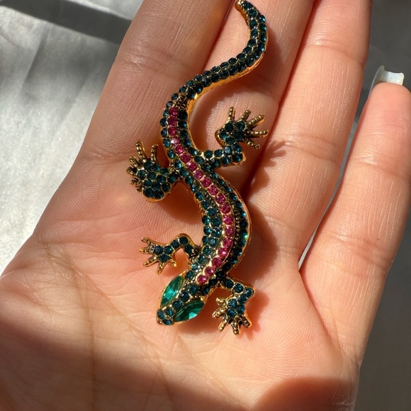 Multicolour Colorful Lizard Brooch - Picture 4 of 5